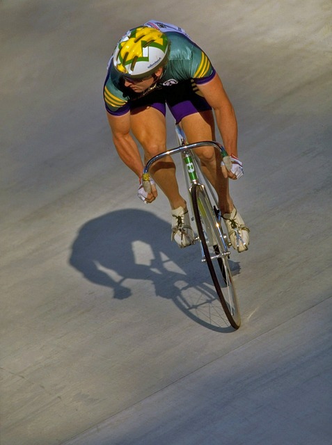 足在更新换 足在更新换